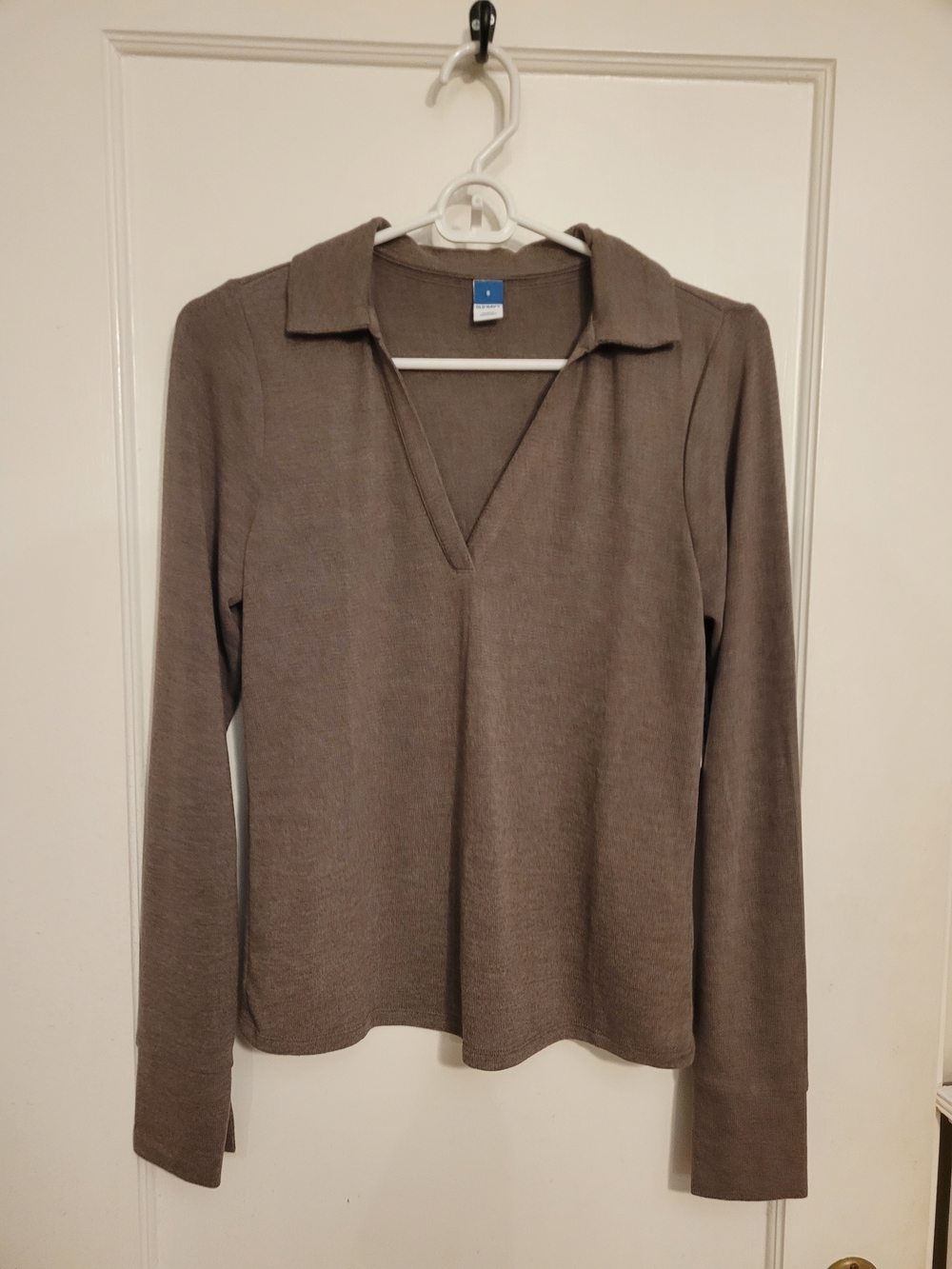 Long-Sleeve V-Neck Polo Top - NWT